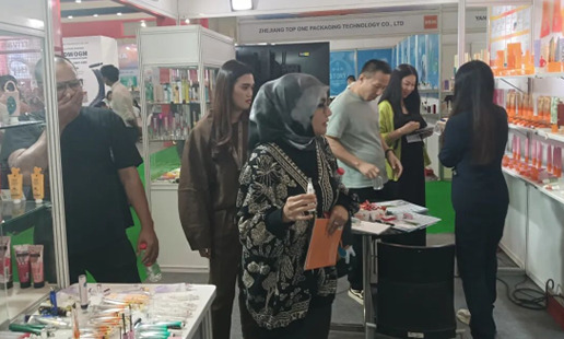 Summitek Technology در نمایشگاه تجاری اندونزی به موفقیت بزرگی دست یافت و سفارشات را از چندین برند تضمین کرد.