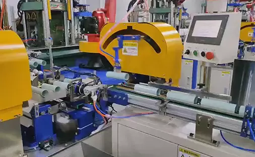 عملیات تیمی در آزمایشگاه Cleanroom